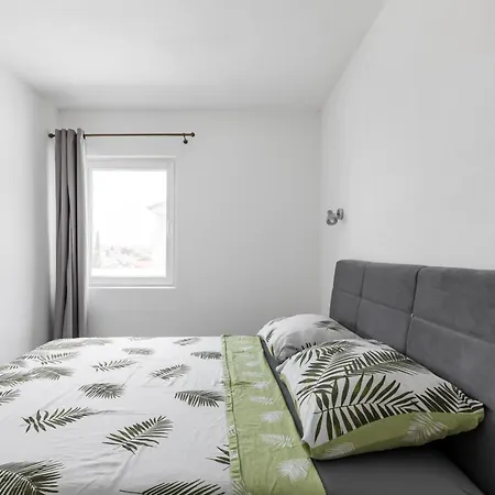 Ciovo Sunni * Trogir